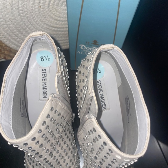 Steve Madden Women's Rhinestone Heels - Picture 4 of 7